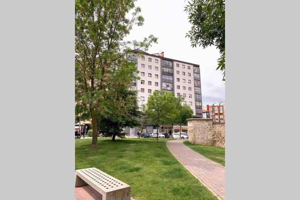 Vive Burgos Vut-09 200公寓 外观 照片